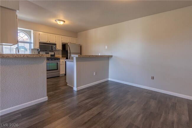 Building Photo - 2251 Wigwam Pkwy
