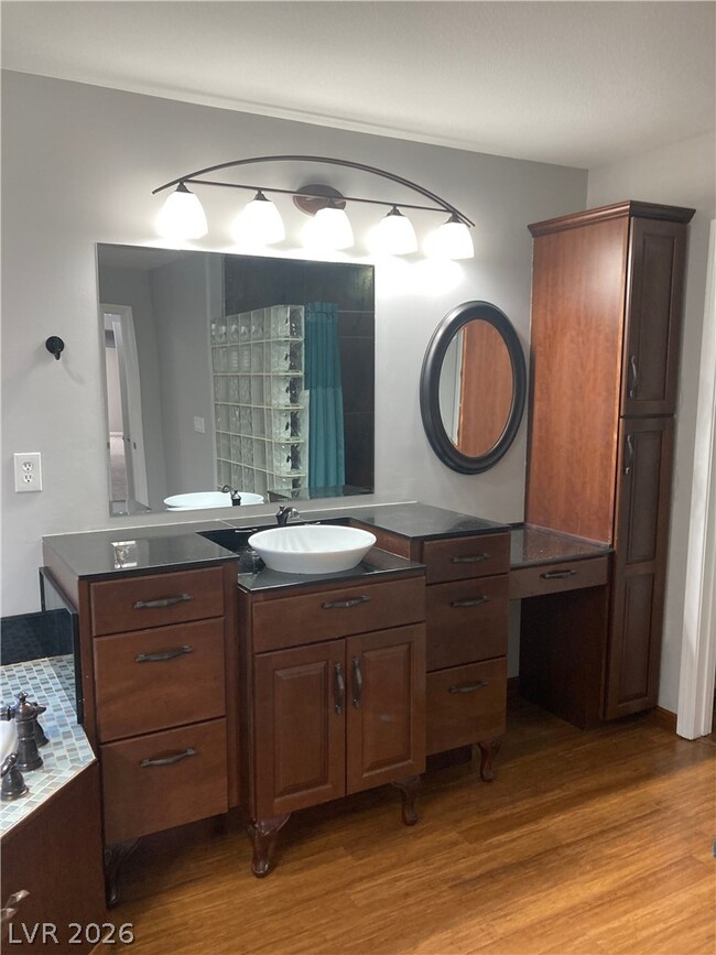 Building Photo - 7020 N Albatross Attic St