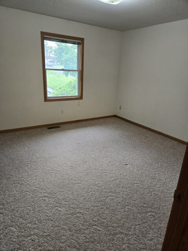 Building Photo - 806 Sycamore St