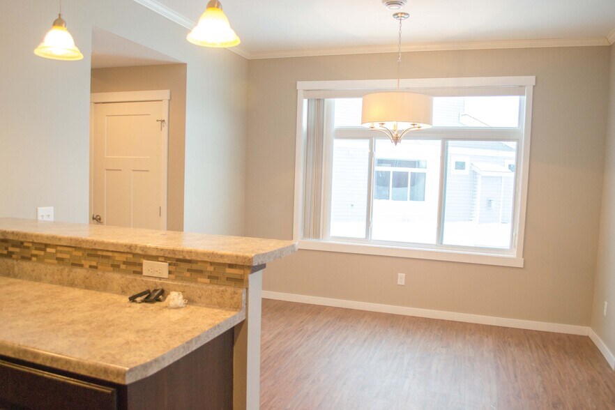 Building Photo - 16 Pleasant View Ct