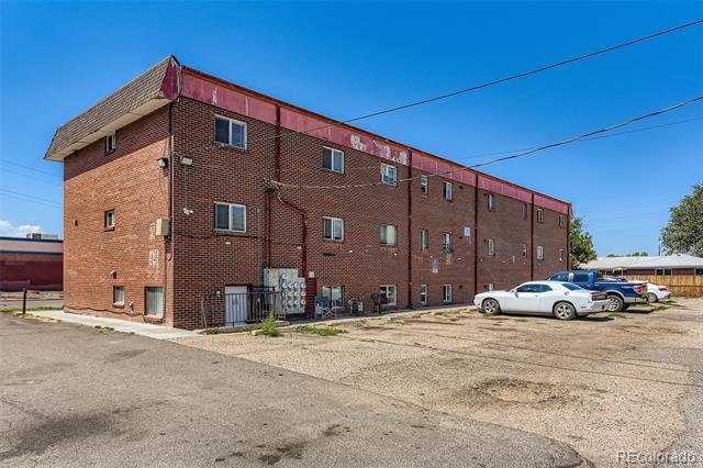 Building Photo - 1080 S Eliot St