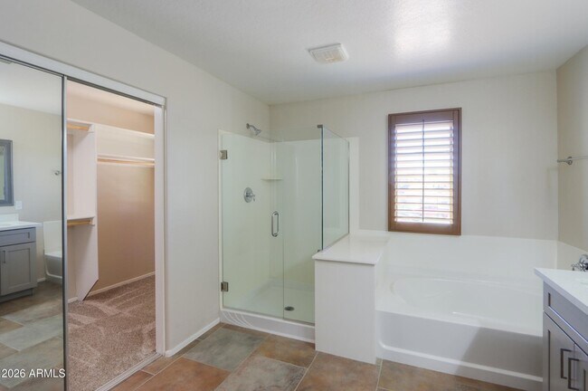 Building Photo - 39147 N Luke Ln