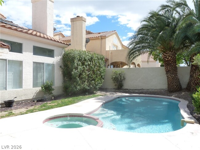 Building Photo - 7845 S Meadow Creek