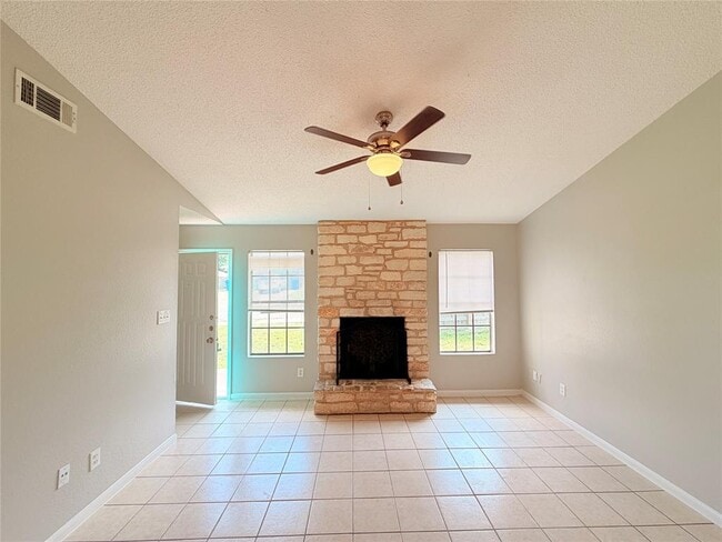 Building Photo - 14200 Sussman Ct