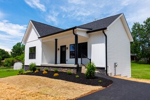 Building Photo - 8301 Acme Way