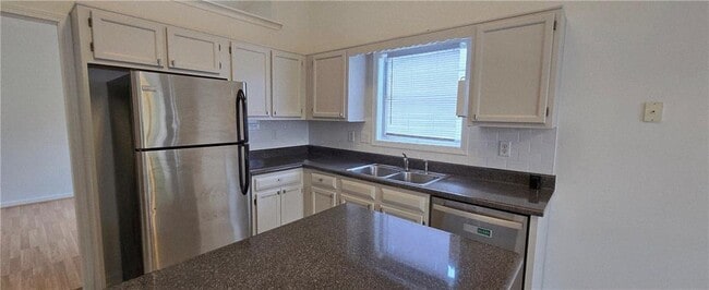 Building Photo - 4737 Cambridge Mews Ct