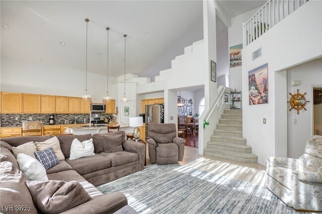 Building Photo - 57 Voltaire Ave