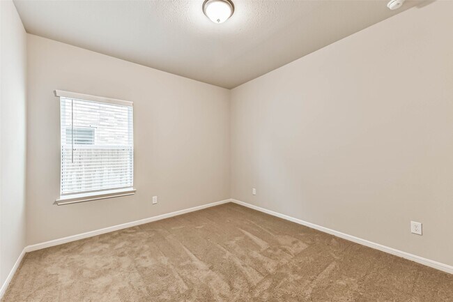 Building Photo - 2127 Port Jackson Dr