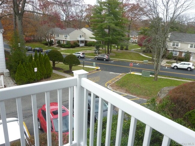 Building Photo - 133 Doxbury Ln