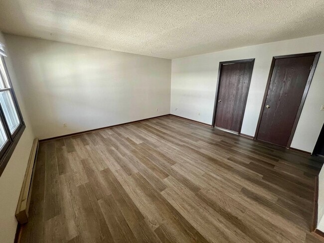 Building Photo - 928 First Ave