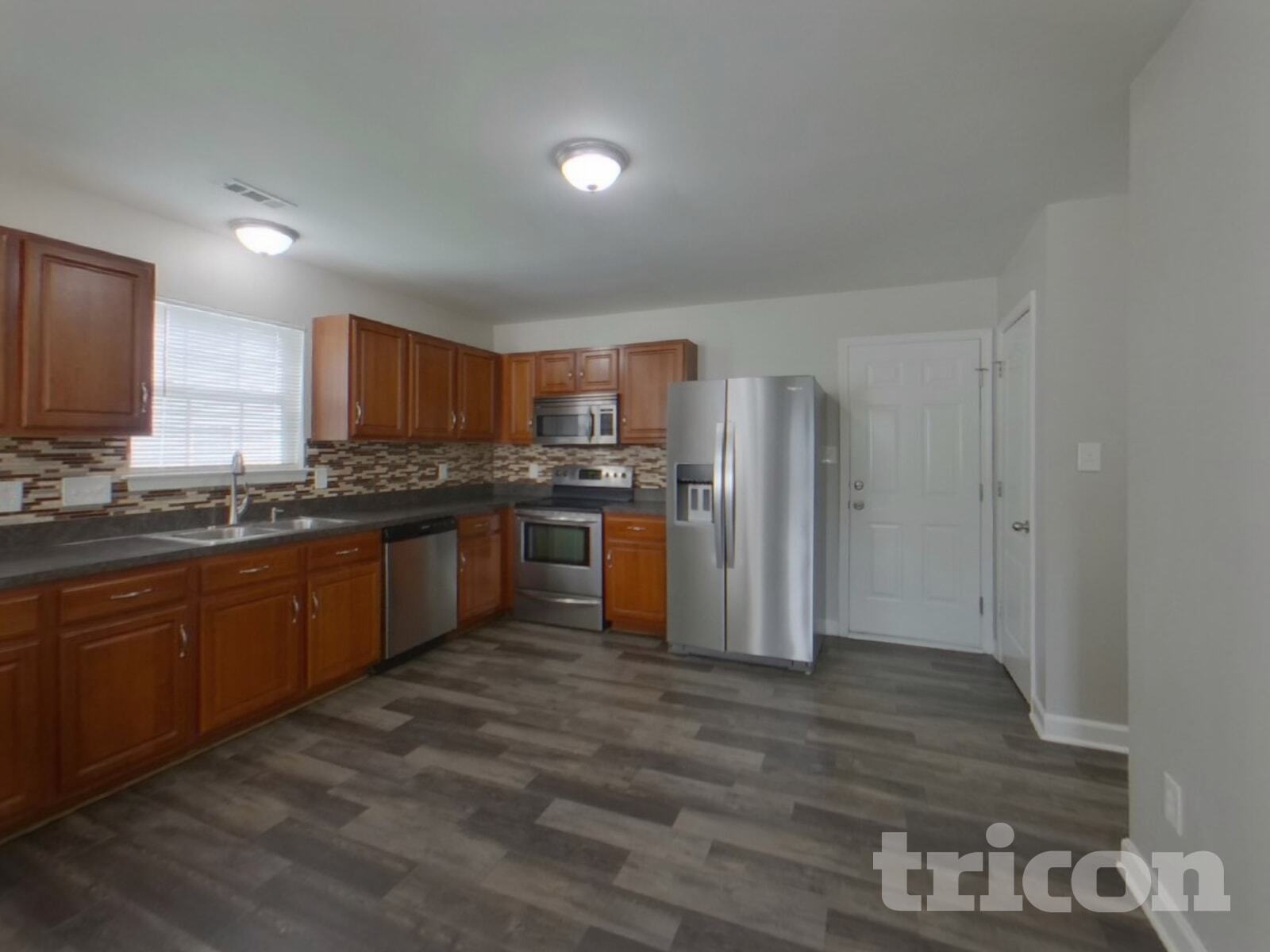 Building Photo - 506 Glencroft Dr