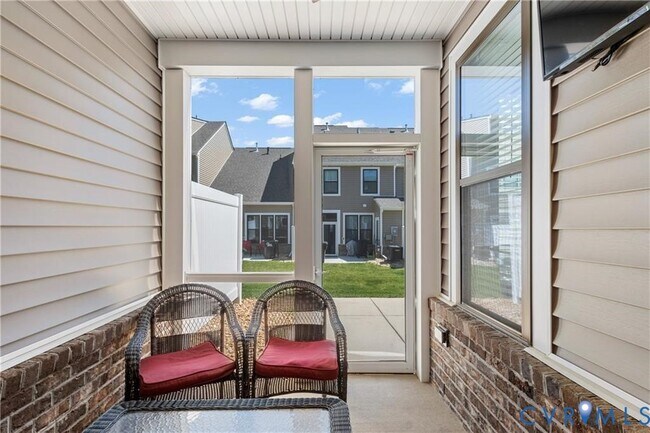 Building Photo - 12221 Dutch Elm Cir