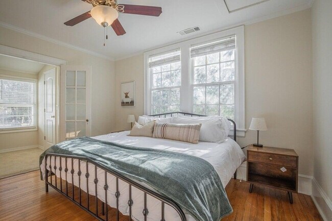 Building Photo - 840 Bobbin Mill Rd