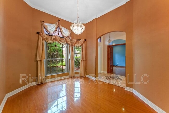 Building Photo - 1037 Bridgeway Blvd