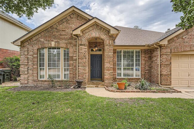 Building Photo - 3217 Tehama Ct