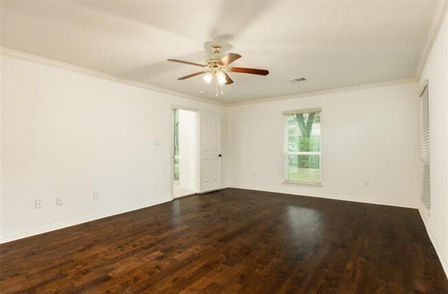 Building Photo - 5807 Boyce Springs Dr