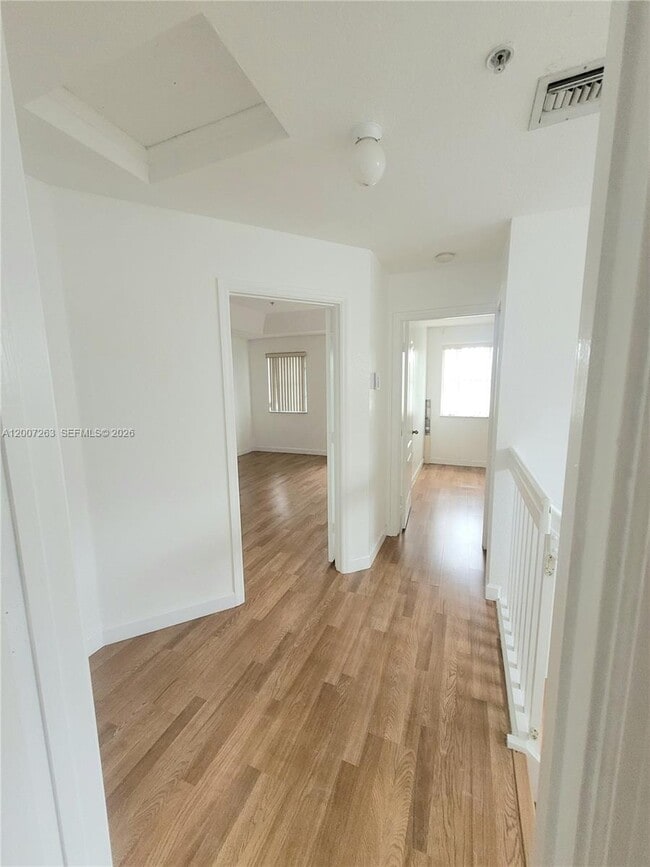 Building Photo - 4331 SW 160th Ave