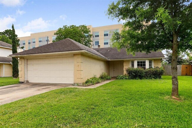 Building Photo - 20403 Broadsky Dr