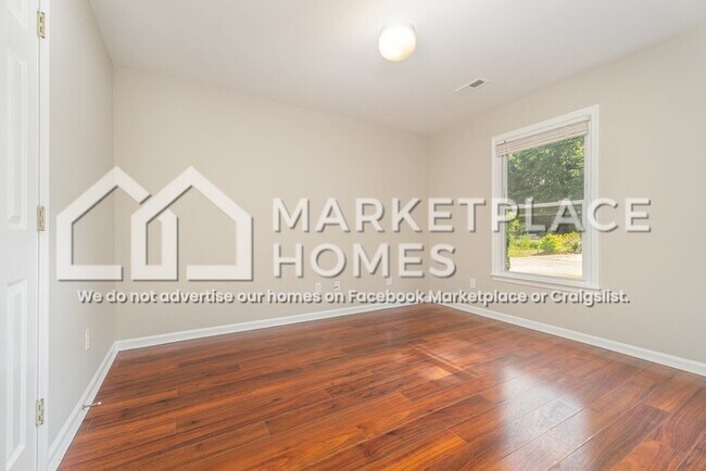 Building Photo - 4123 Silver Fox Ct