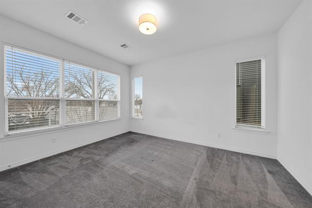 Building Photo - 2825 Stanley Ave