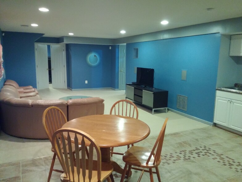 Building Photo - 18209 Camdenhurst Dr