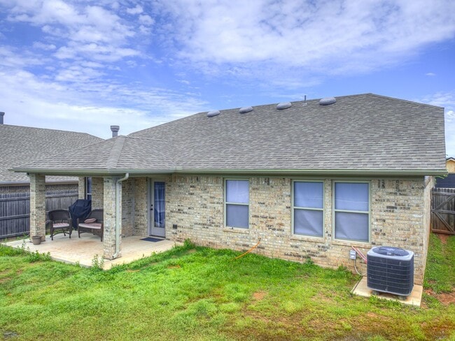 Building Photo - Norman Home for rent + 3 bedrooms + Norman...