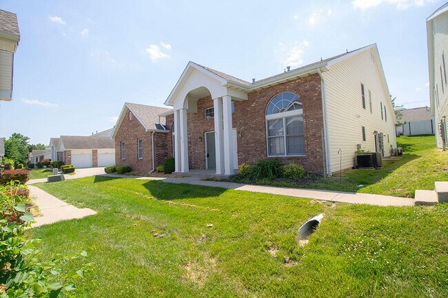 Primary Photo - 4615 Brandon Woods St