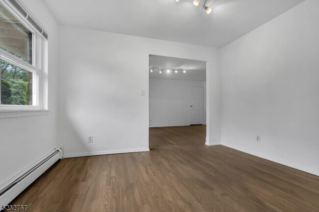 Building Photo - 514 Andria Ave