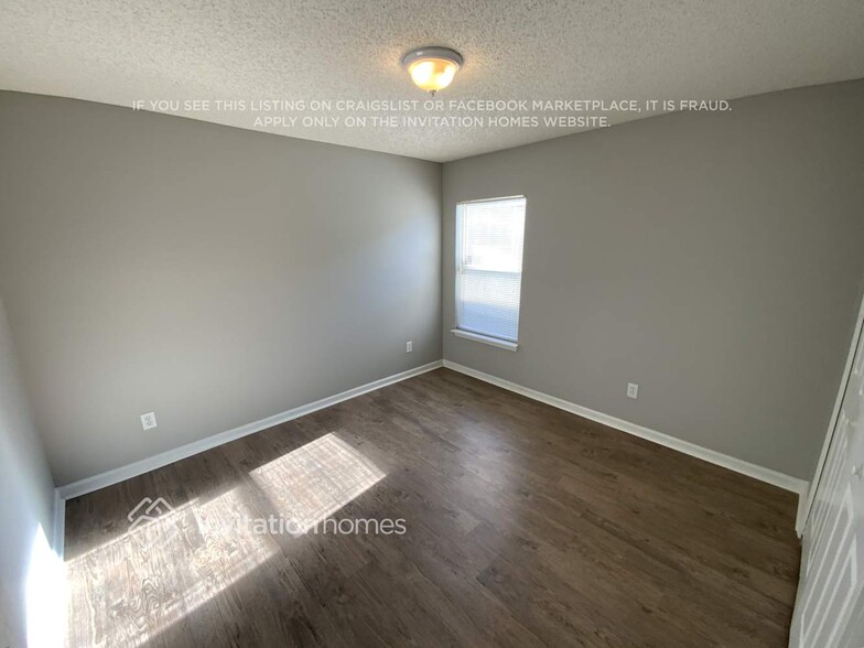 Building Photo - 3215 Talisman Drive