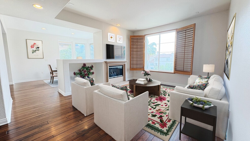 Building Photo - 5831 Seawalk Dr