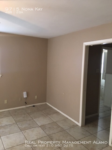 Building Photo - 9715 Nona Kay Dr