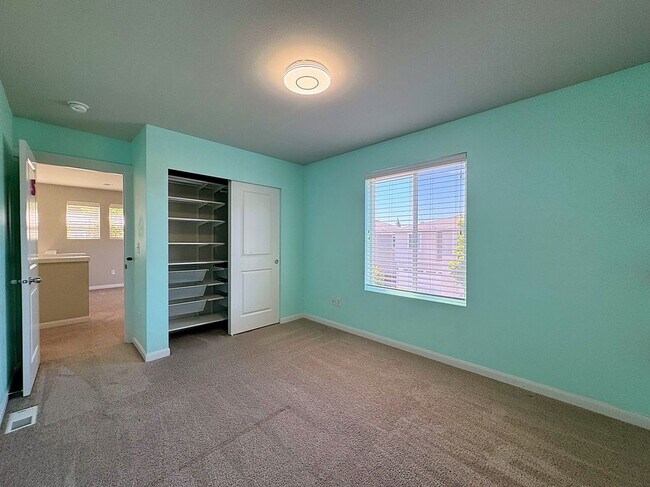 Building Photo - 17821 38th Dr SE