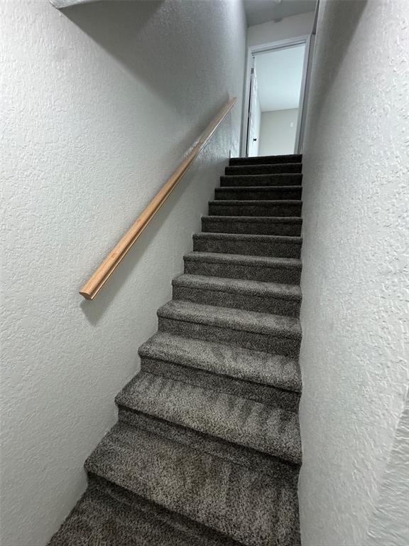 Building Photo - 1199 Bentley Rd