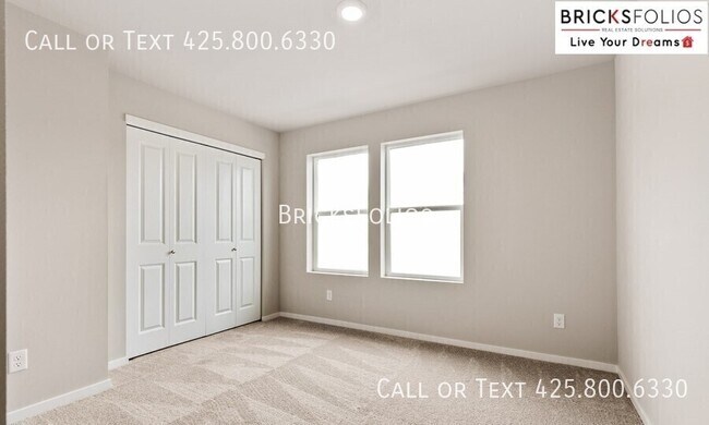 Building Photo - 1217 SW Pendleton Way