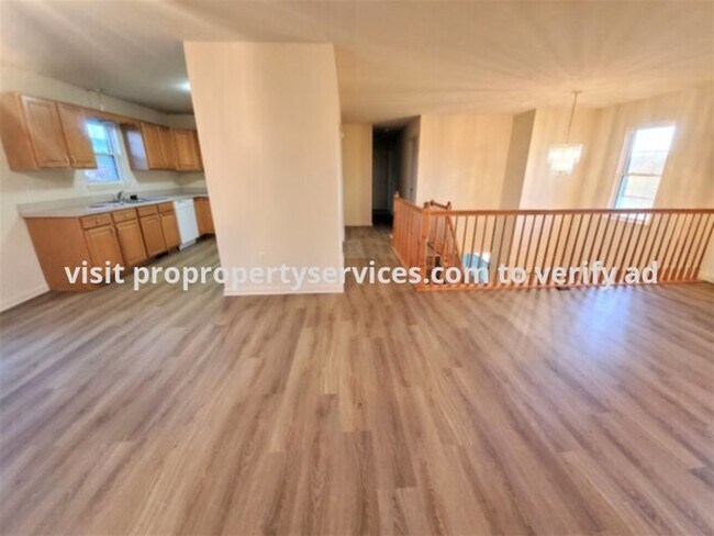 Building Photo - Charming Raised Rancher With Lawn Care Included