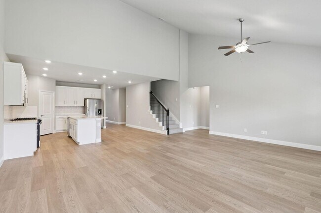 Building Photo - 6625 Vly Lk Ln