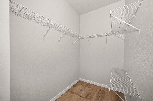 Building Photo - 4299 N Stout Ct