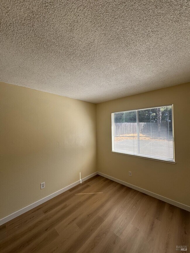 Building Photo - 120 Merrimac Ct