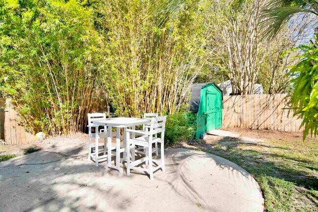 Building Photo - 10578 Fair Pine Dr