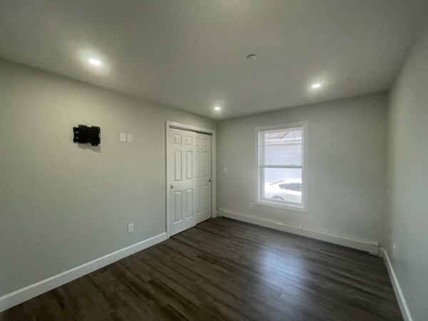 Building Photo - 129 Pleasant St