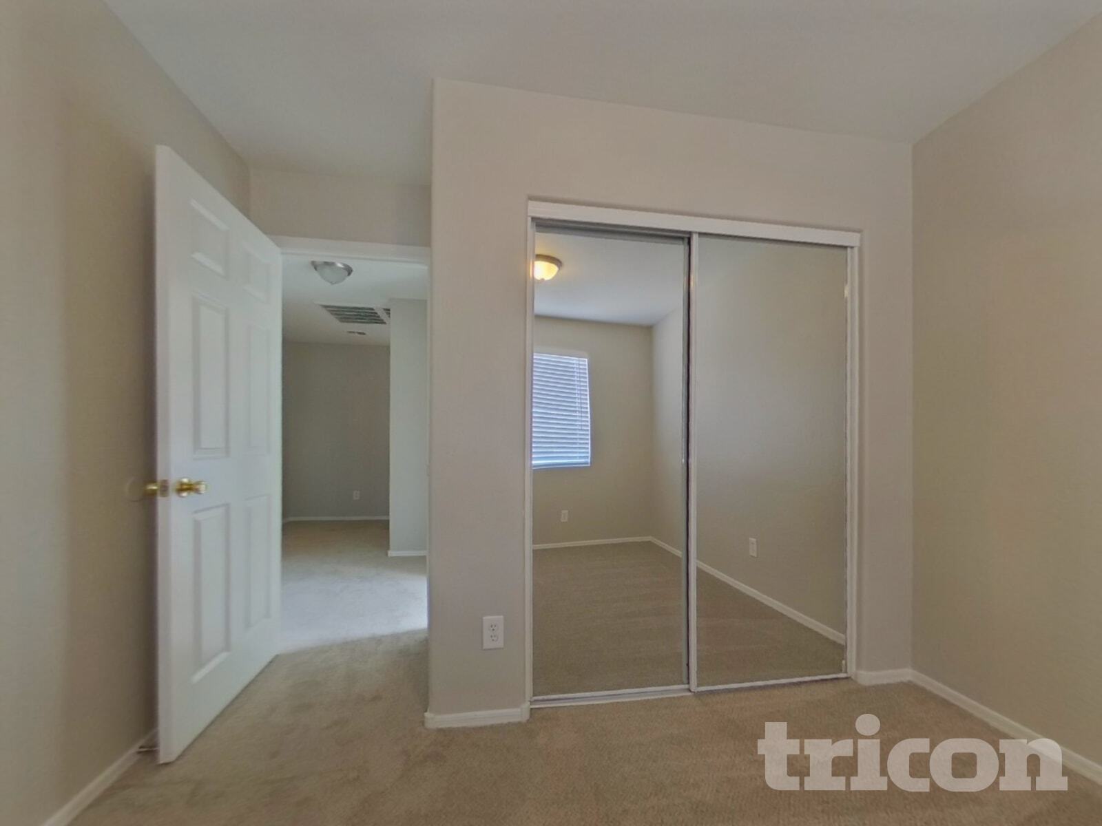 Building Photo - 2640 S 89th Ave