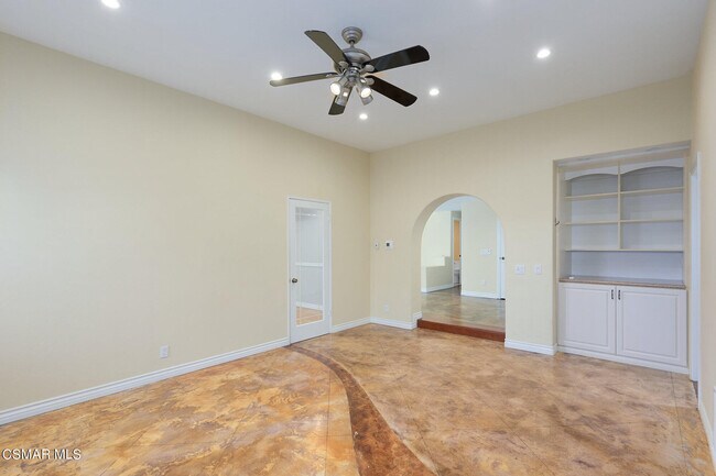 Building Photo - 208 Deerwalk Pl