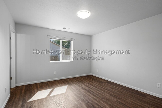 Building Photo - 14412 E Heroy Ln