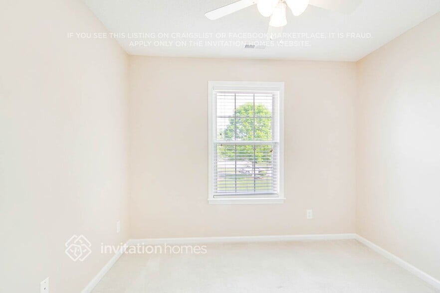 Building Photo - 318 Winward Pointe Dr
