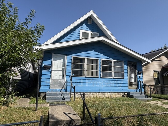 Primary Photo - 1721 Laurel St