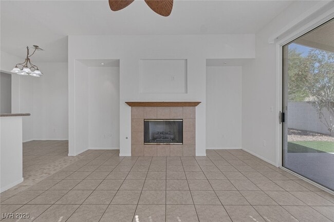 Building Photo - 10132 Crest Brook Pl