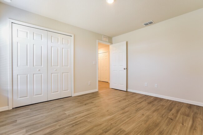 Building Photo - 10394 Carnegie Ave