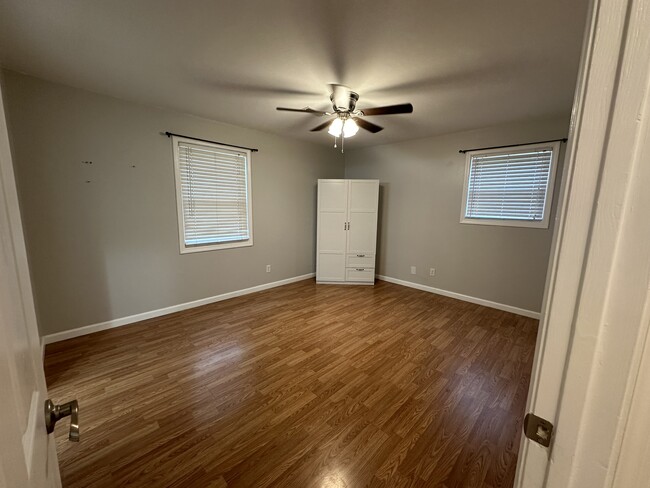 Master bedroom - 187 Cedar St