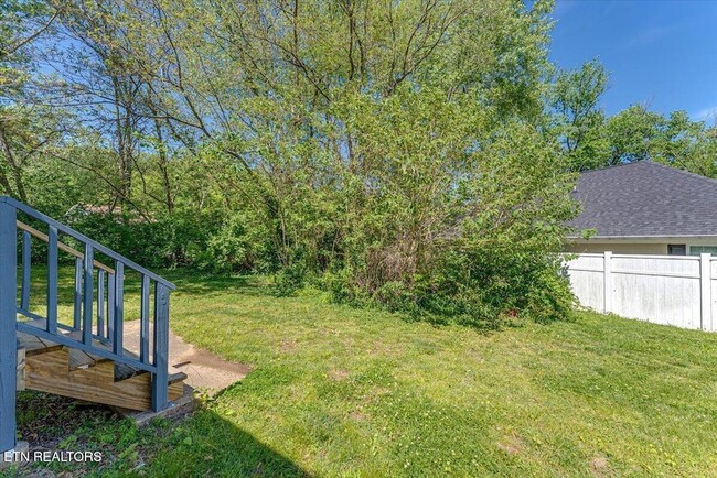 Building Photo - 158 Hamilton Cir