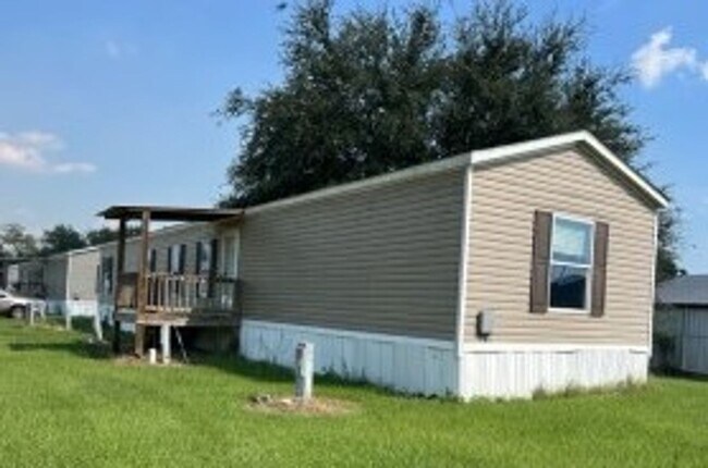 Primary Photo - 142 CO ROAD 5516-F42